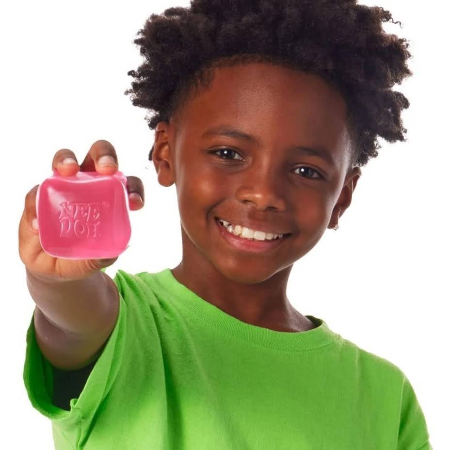 NeeDoh Nice Cube ¨C Solid Squish ¨C 3 Pack (Assorted)